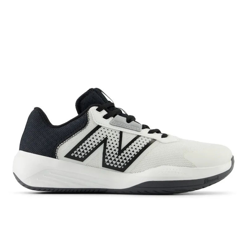 New Balance Women's 696v6 Tennis Shoes in WHITE