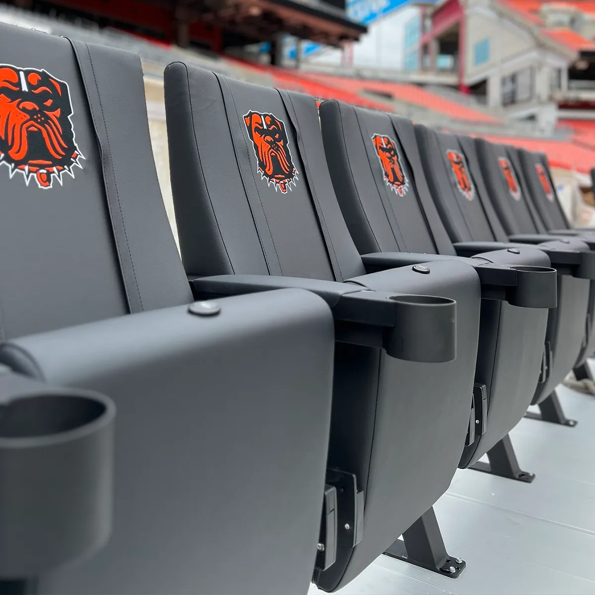 SuiteMax 3.5 VIP Seats with Vancouver Canucks Logo